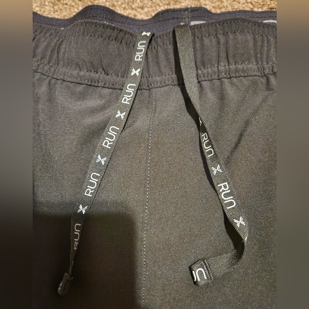 Xersion Men's XL 2 In 1 Run Short - Picture 6 of 12